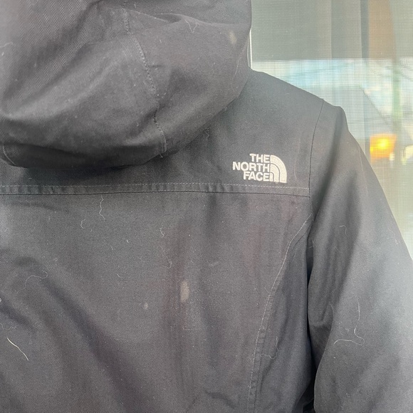 The North Face black kids' parka jacket - Picture 6 of 9